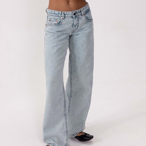 Motel Rocks Low Rise Parallel Jeans in 80s Light Blue Wash Size W28 L34W28 L34 - Picture 1 of 3
